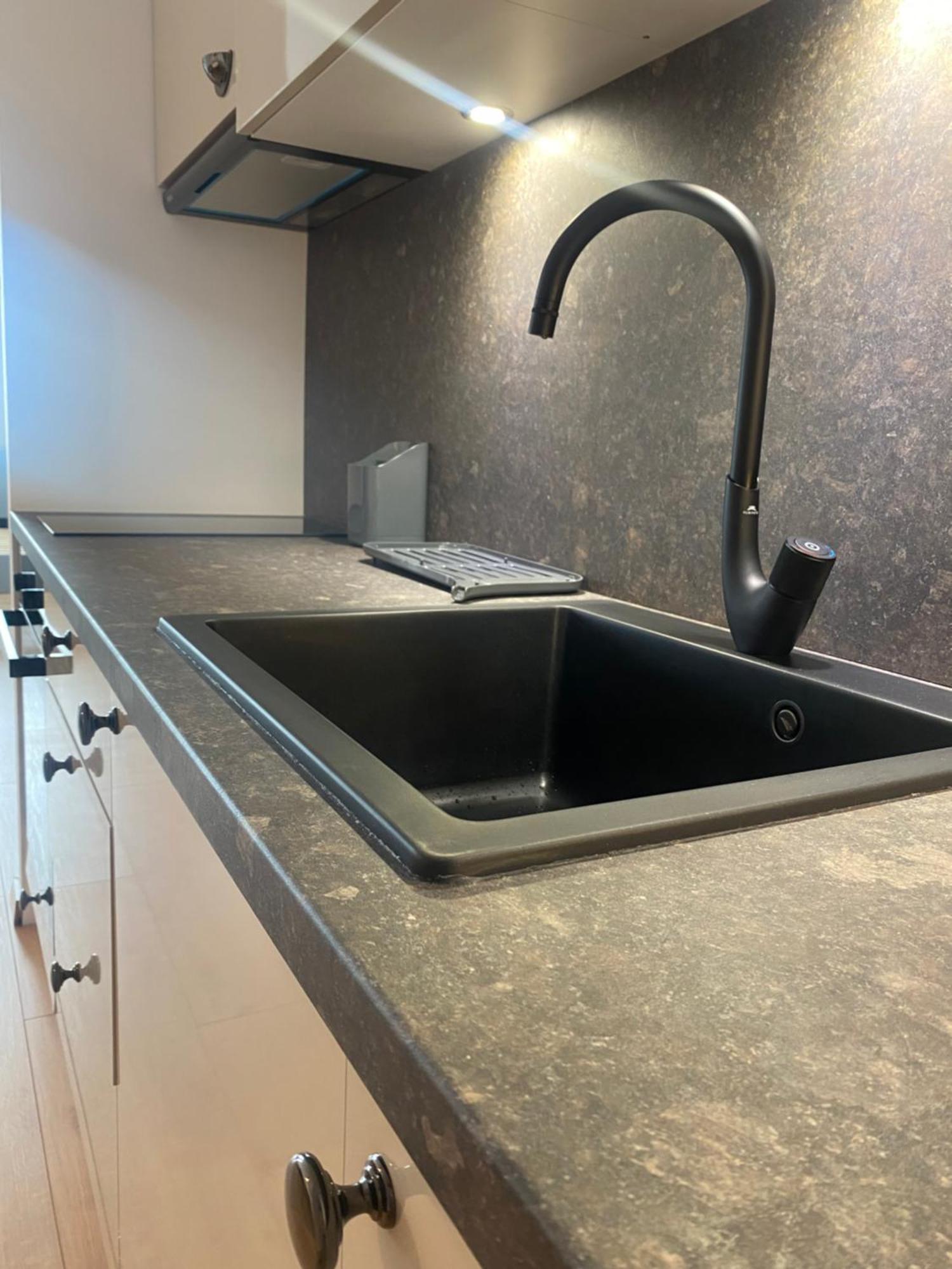 Mycampus Unwe Studentski Mountain Views Modern Kitchen Equipment 소피아 외부 사진